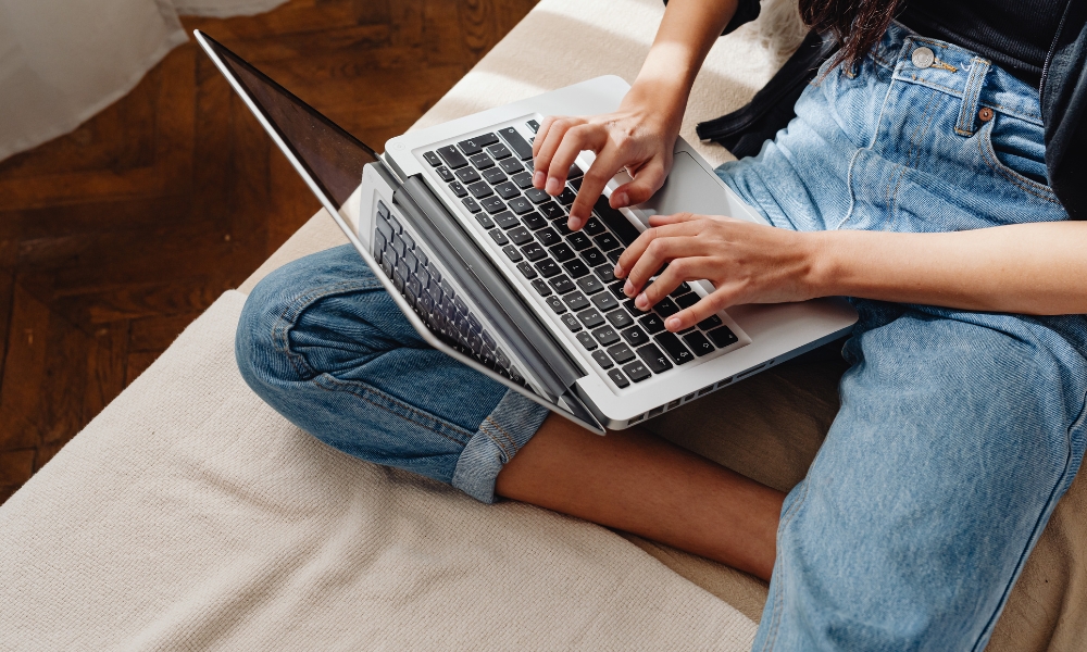 Dicas de aplicativos e sites para praticar seu inglês.